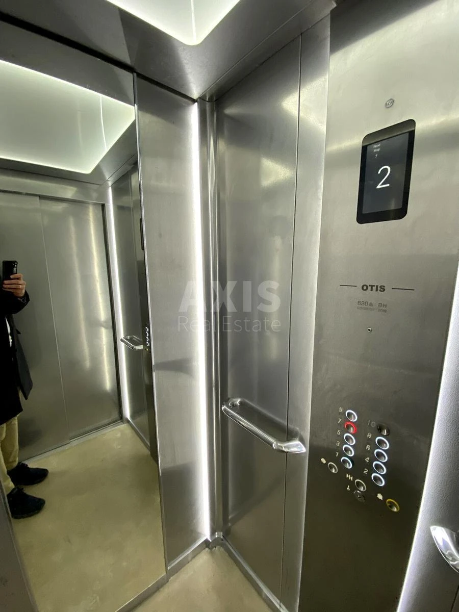 Office vul. Kostjantynivs'ka 75, 130m26686020