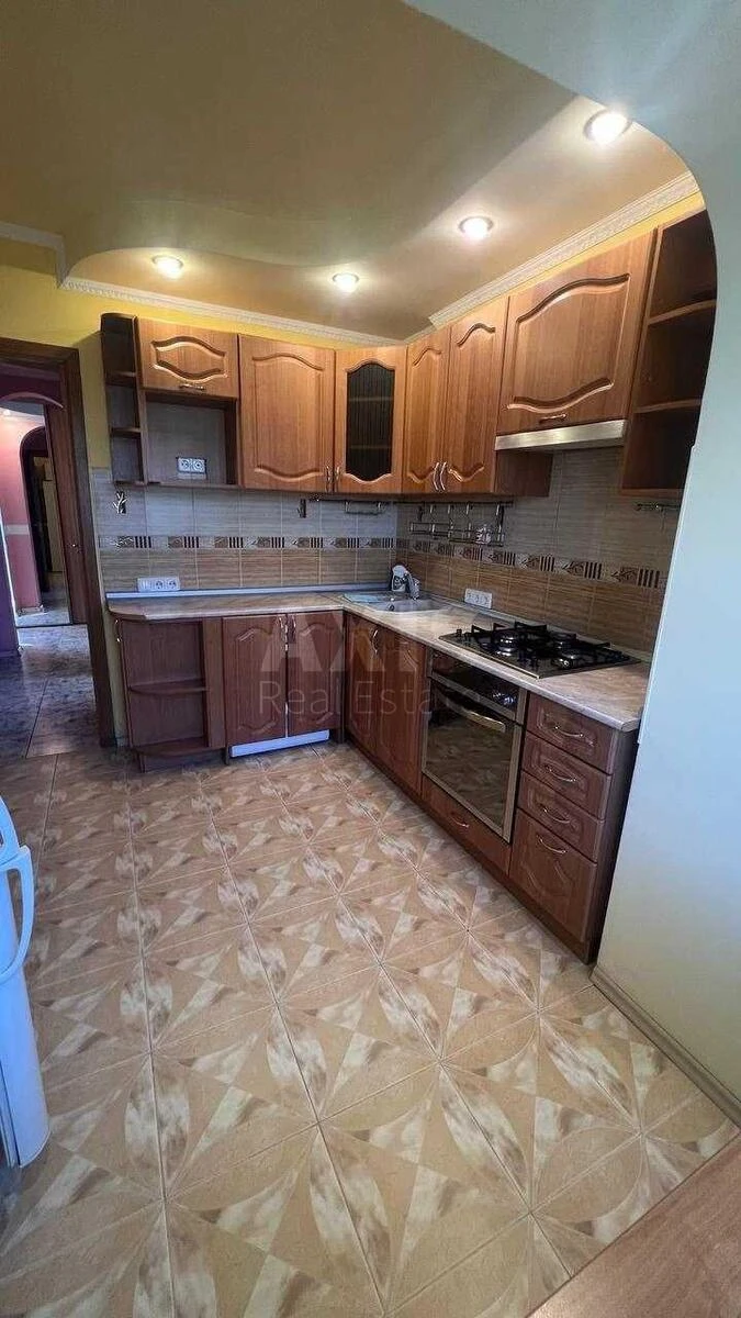 2к квартира ул. Мукачевская 868640