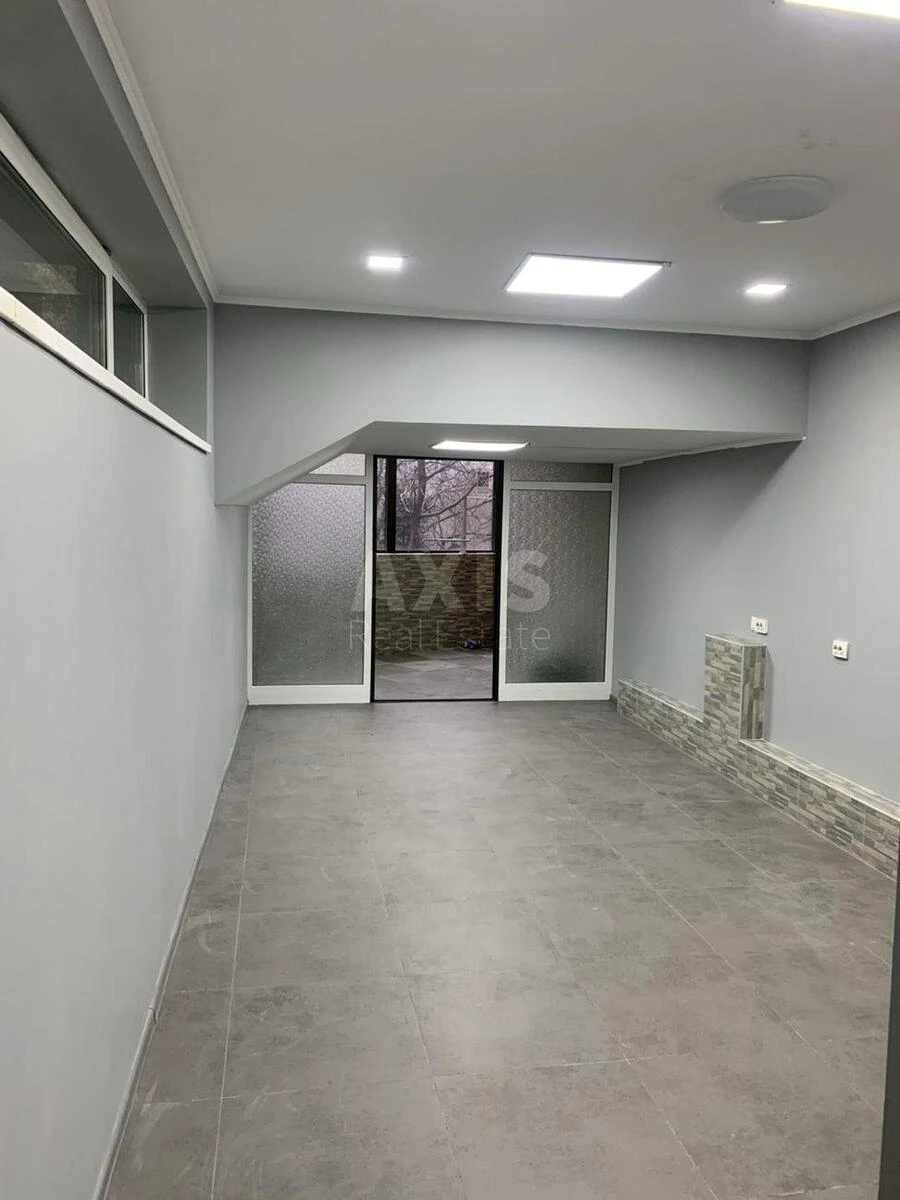 Объект торговли пер. Лукьяновский 3А, 56м26254911