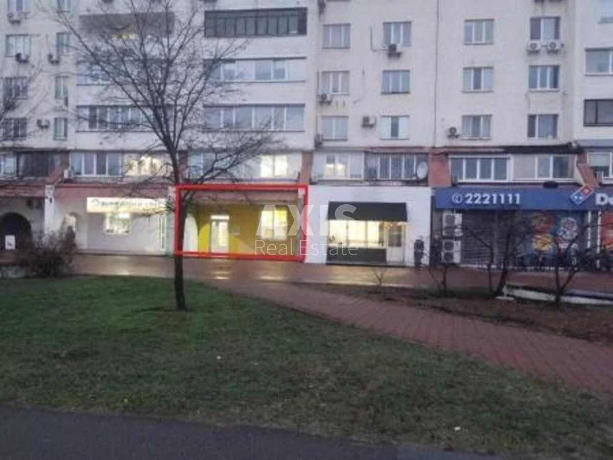 Trade object vul. Dragomanova 44, 53m262973