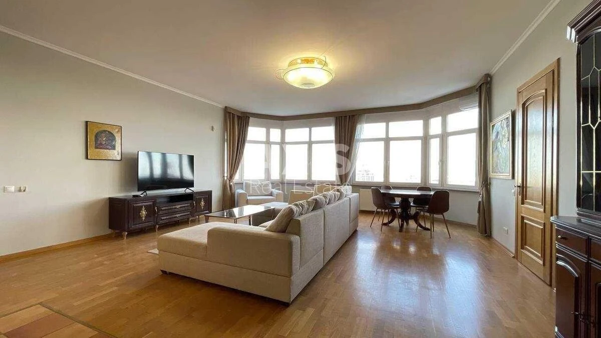 4к квартира спуск Кловский 5706391
