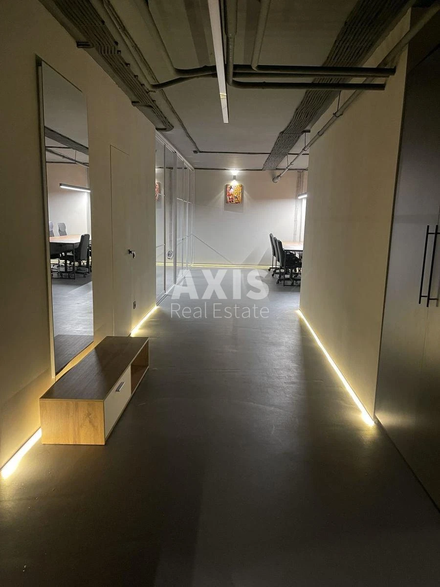 Office vul. Dilova 2Б, 140m2446136
