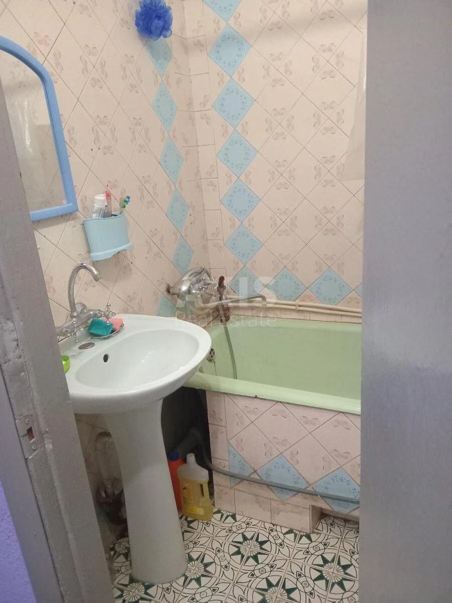 2к квартира ул. Бориспольская 32711416