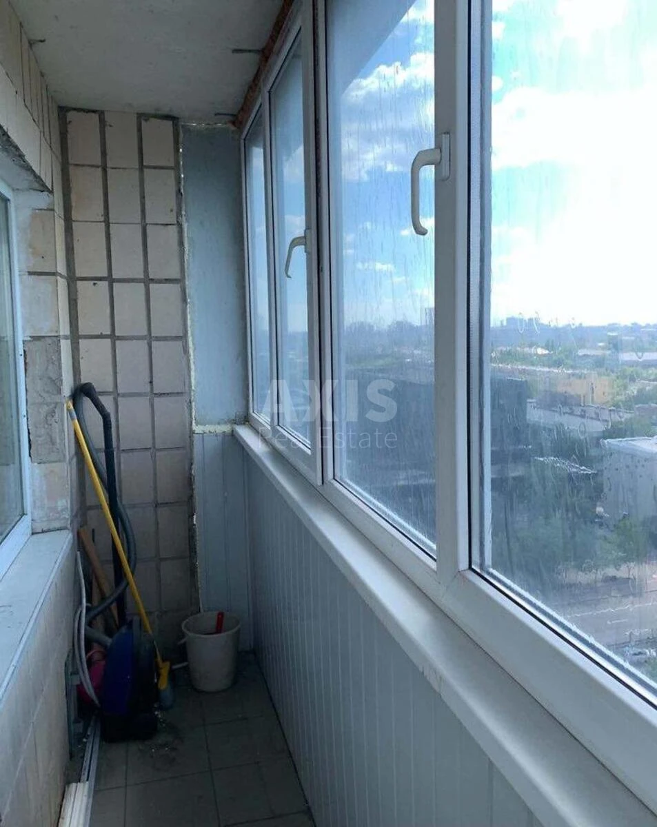 2k apartment pr-t Berestejskij 63/1696248