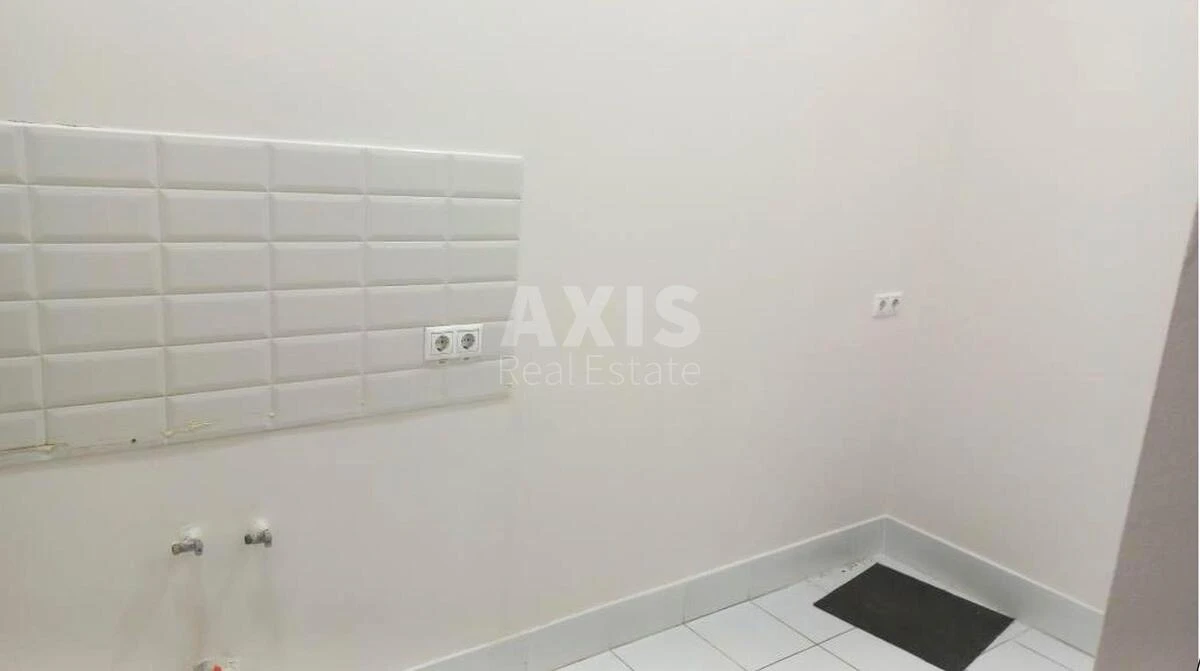 Office prov. Muzejnyj 4, 107m2650158