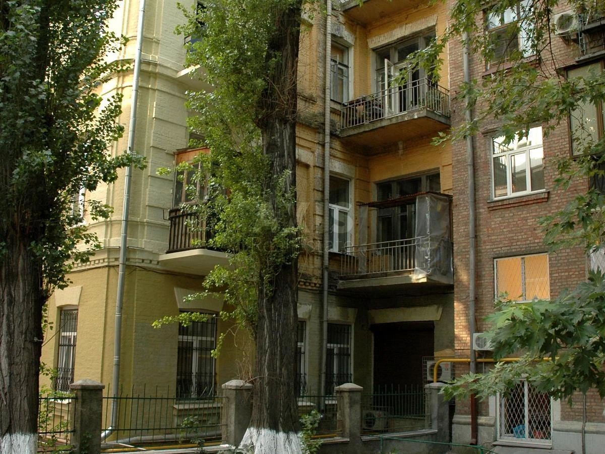 3k apartment vul. Antonovycha 237024517