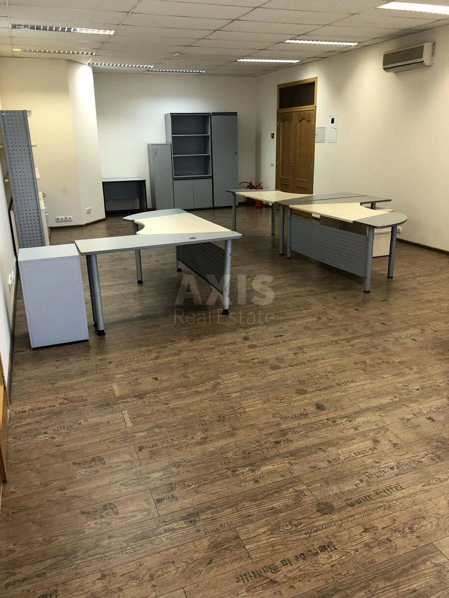 Office prov. Luk'janivs'kyj 1, 174m2667880