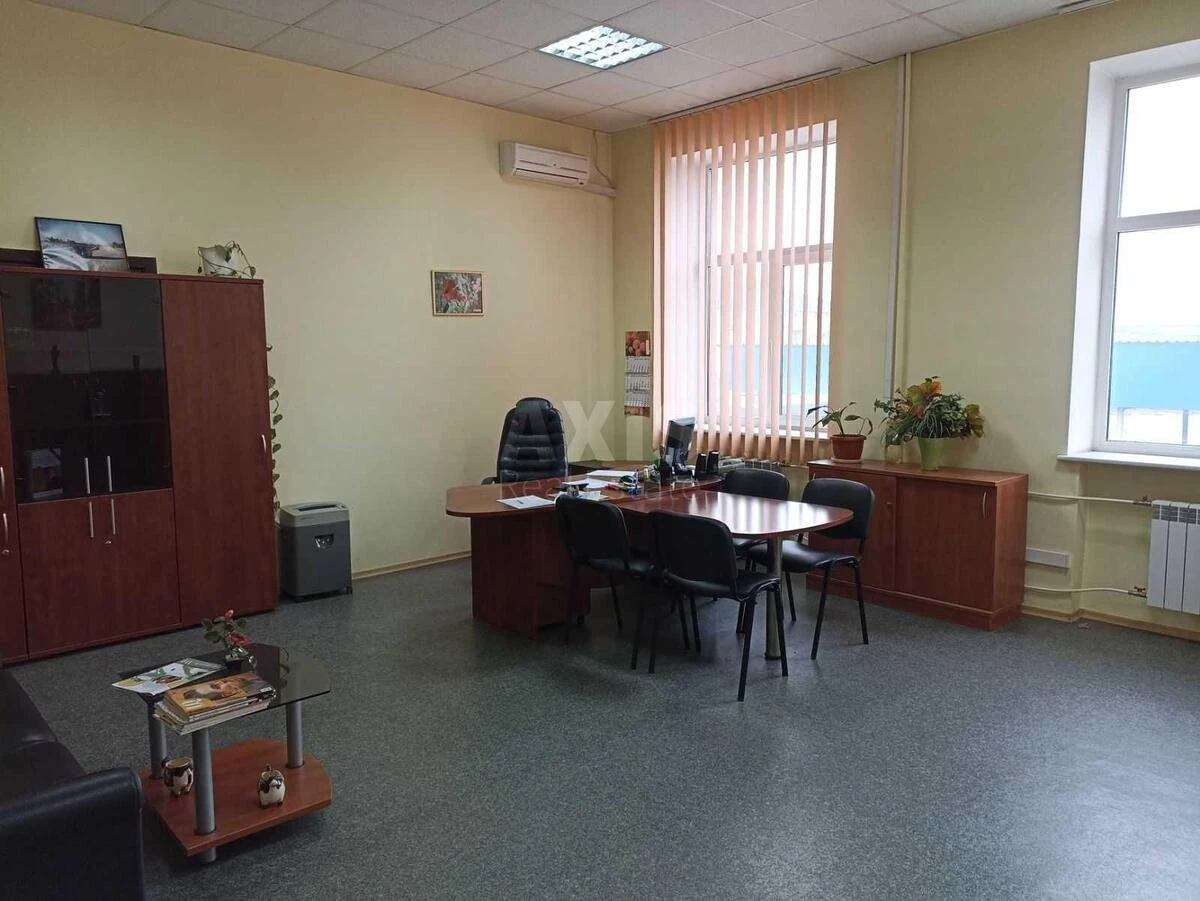 Service object prov. Kurenivs'kyj 15, 4050m2667951