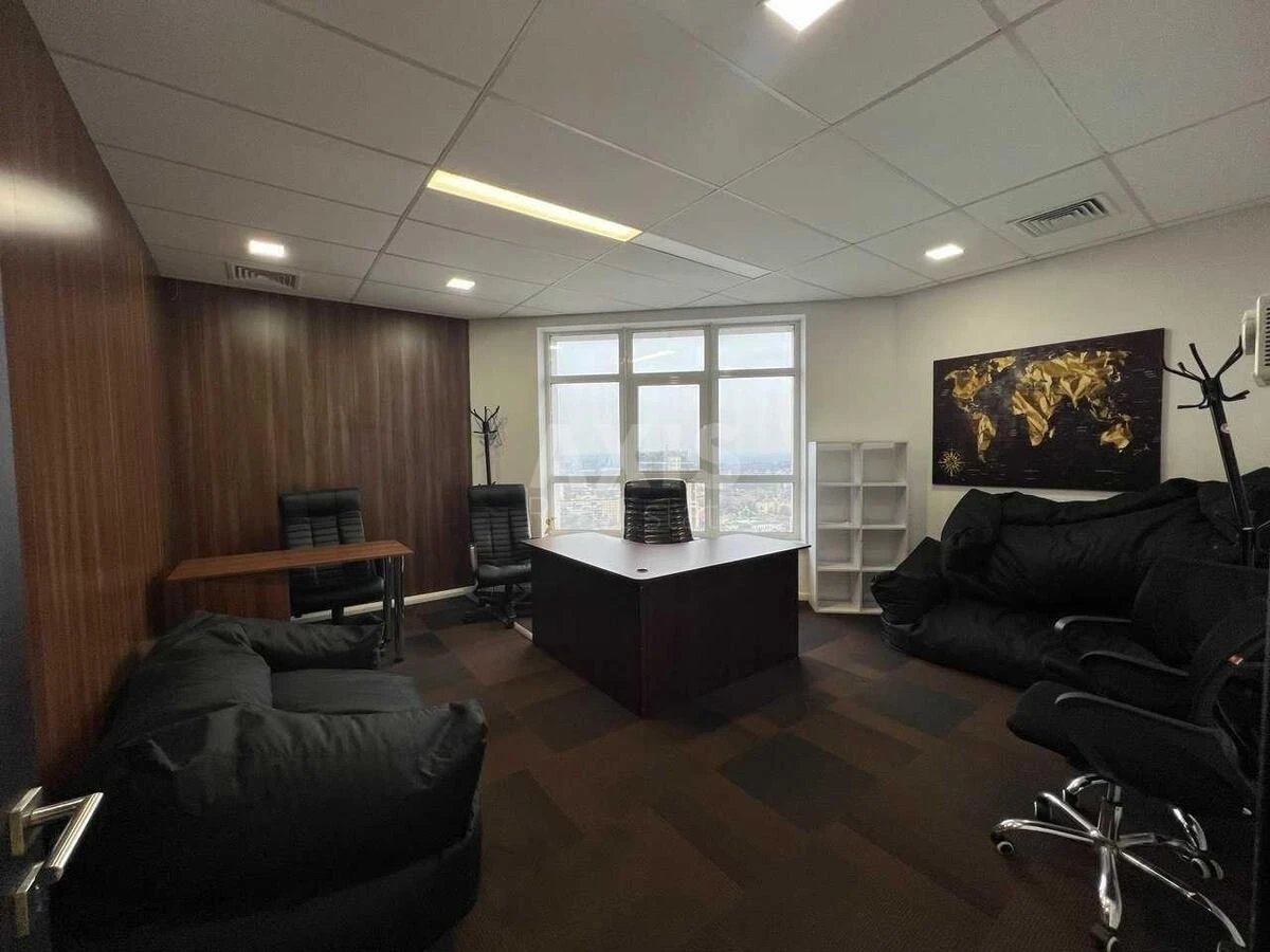 Office uzv. Klovs'kyj 7, 260m26852410