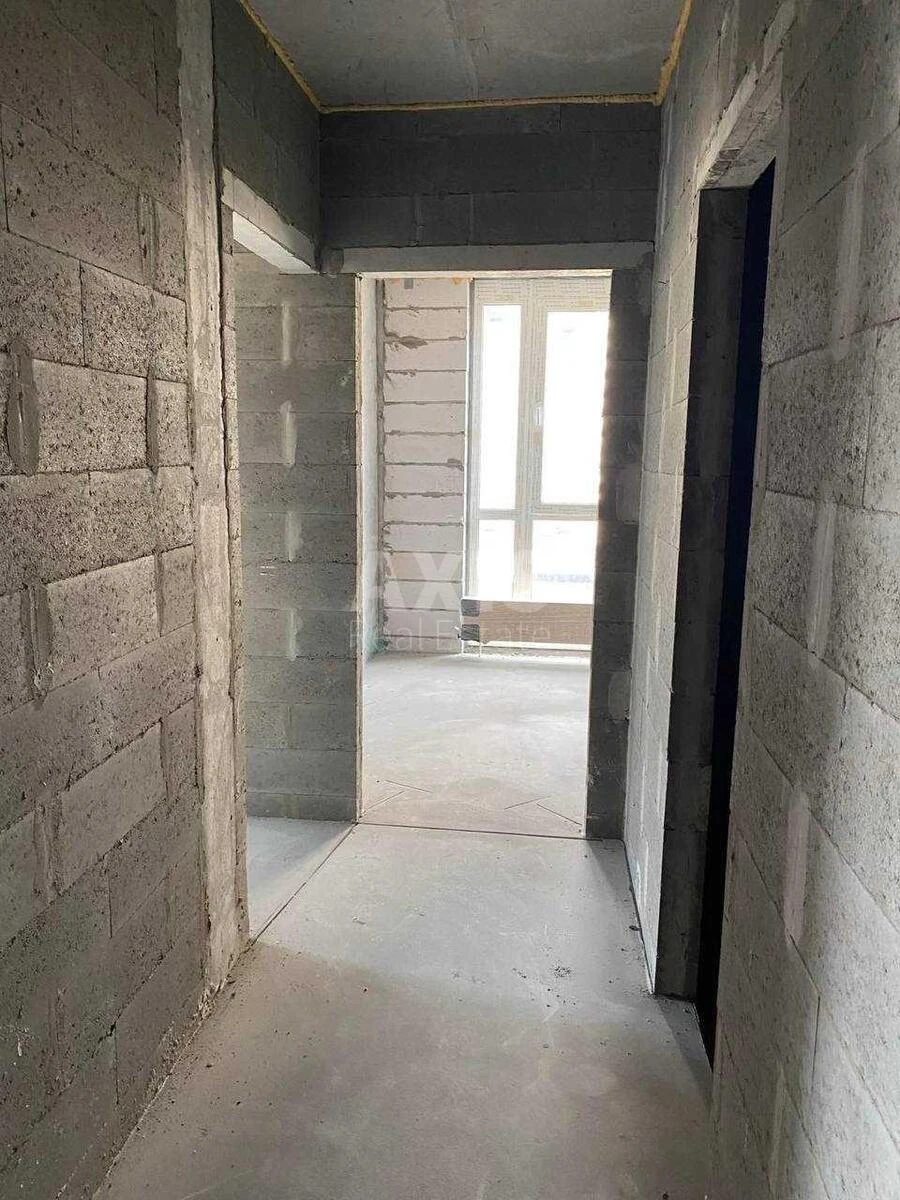 2k apartment vul. Oleksandra Olesja 8/17700700