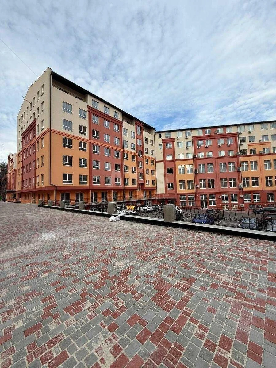 1k apartment vul. Glybochyc'ka 17630600