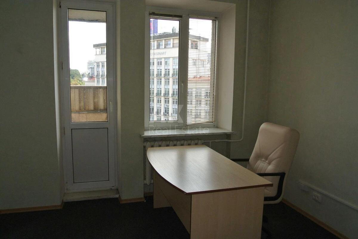 Офис ул. Крещатик 6, 120м2670042