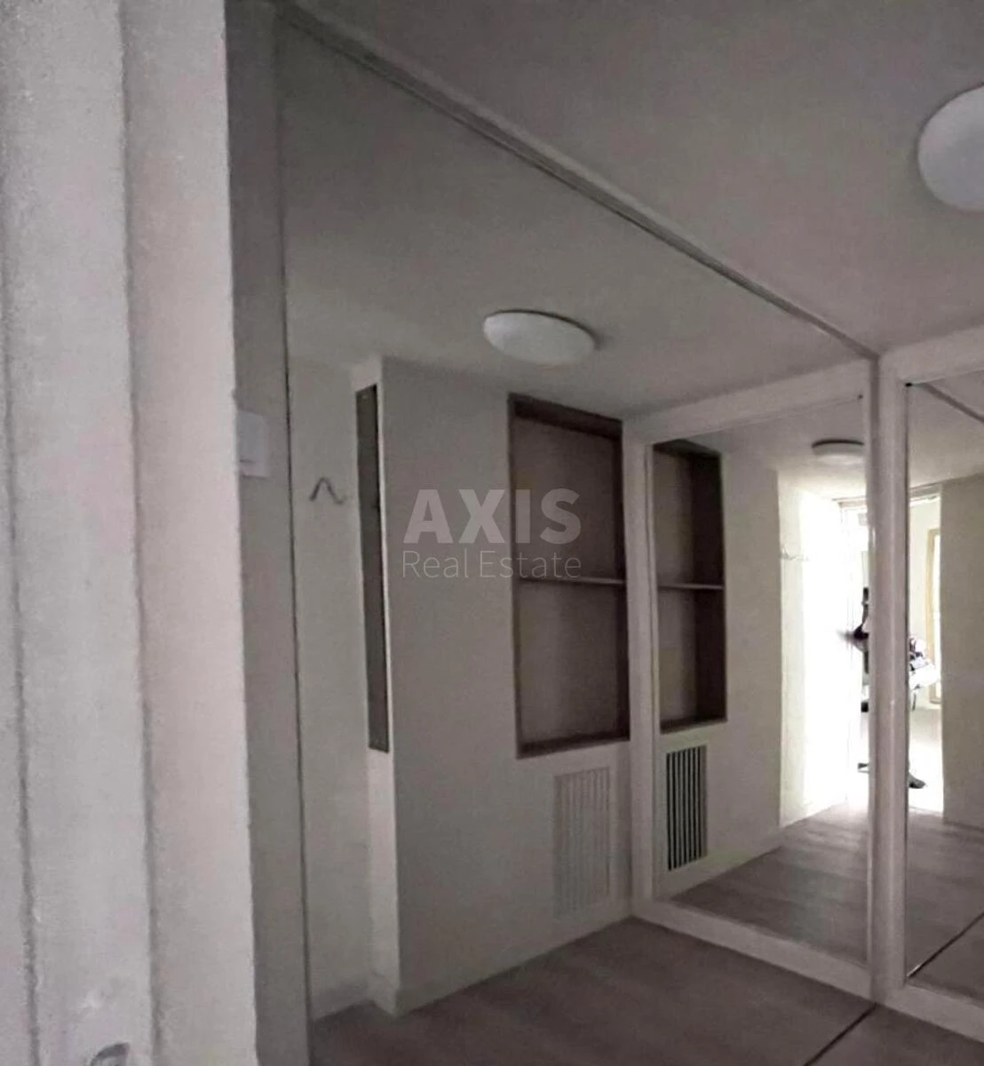 Офис ул. Руставели Шота 21, 122м26598611