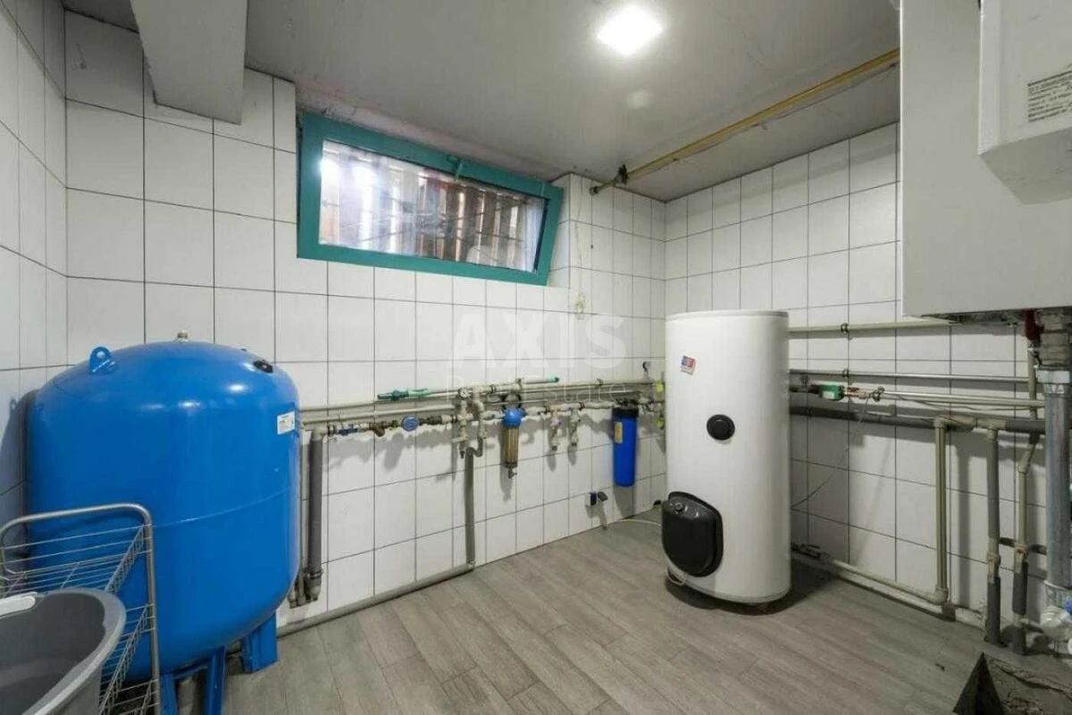 House vul. Lokomotyvna, 340m2, Kyiv city6402215