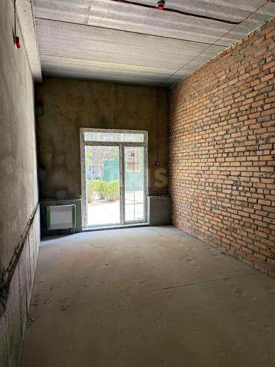 Объект торговли ул. Михаила Максимовича 24, 31м2657172