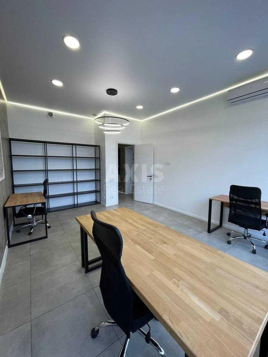 Office uzv. Klovs'kyj 7, 130m26733715
