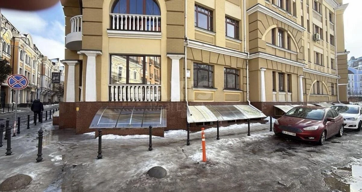Объект торговли ул. Воздвиженская 28/30, 277м2704680