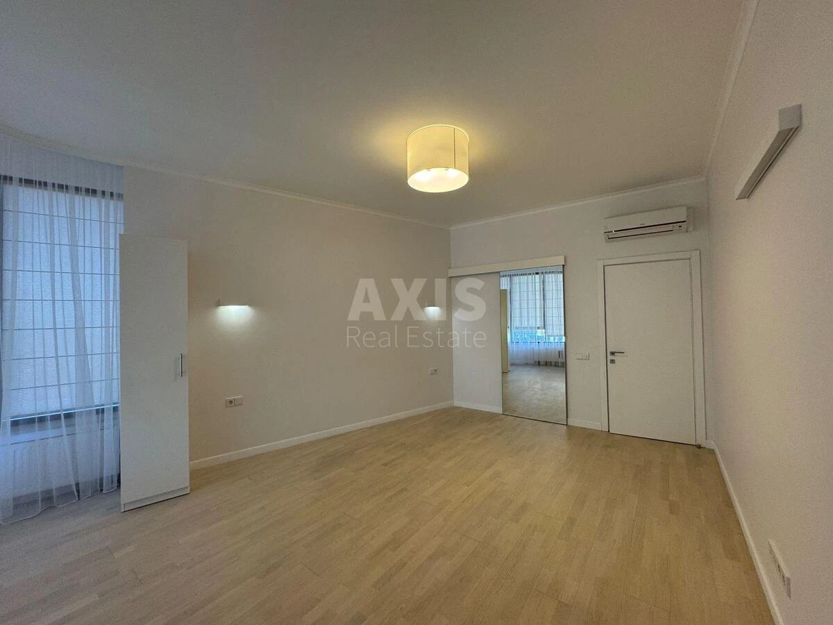 Офис ул. Евгения Коновальца 26А, 203м27051822