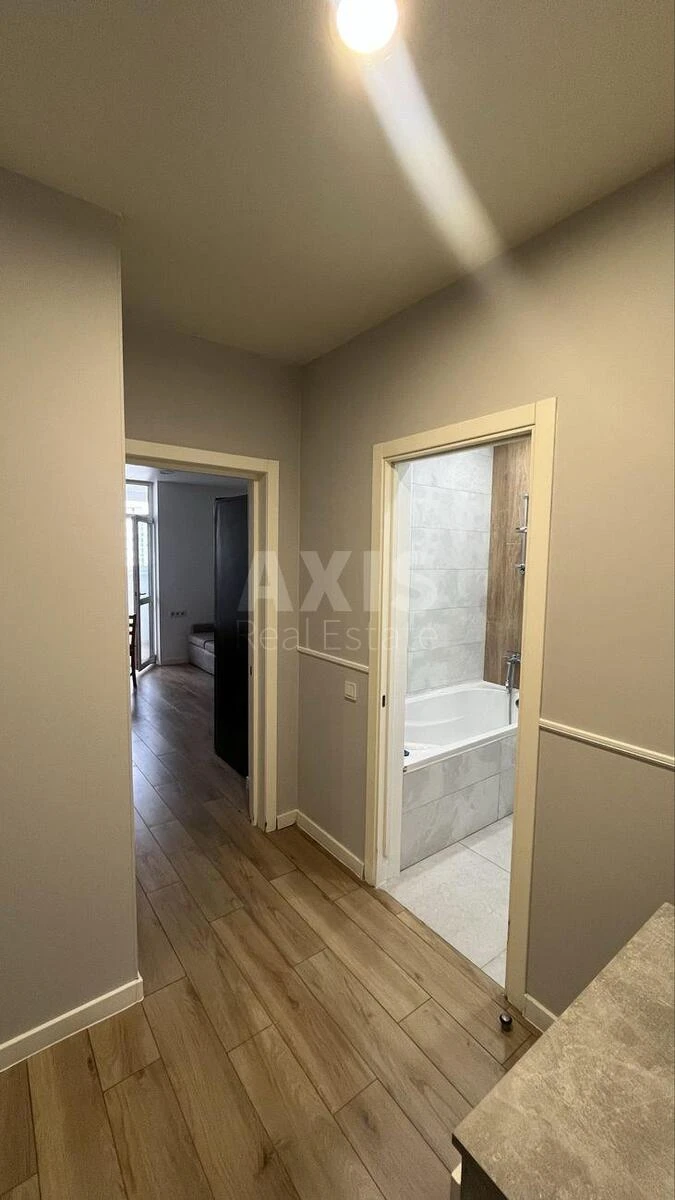 2k apartment vul. Mykil's'ko-Slobids'ka 10690139
