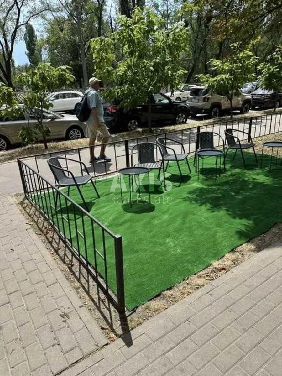 Trade object vul. Lebedjeva Mykoly 4/39, 20m2621658