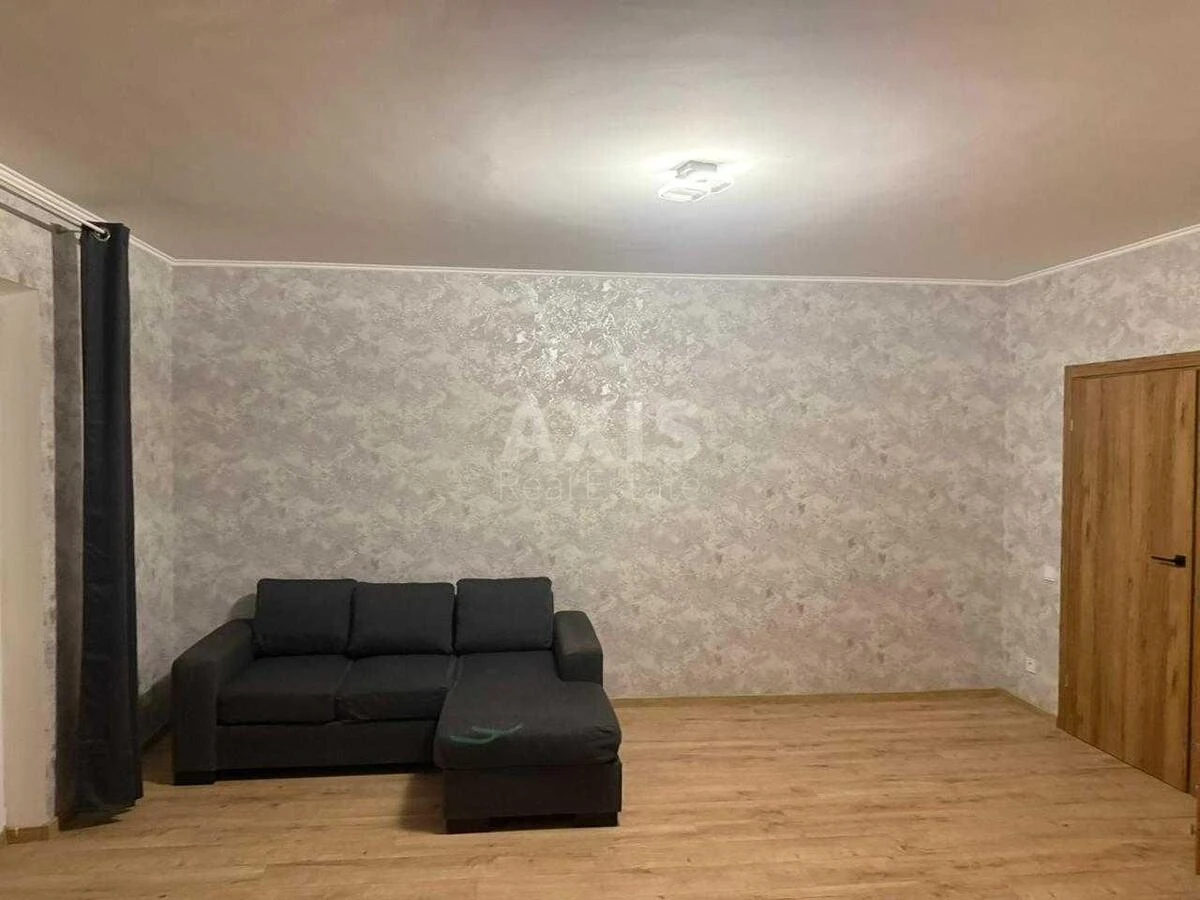 3k apartment vul. Metrologichna 21684863