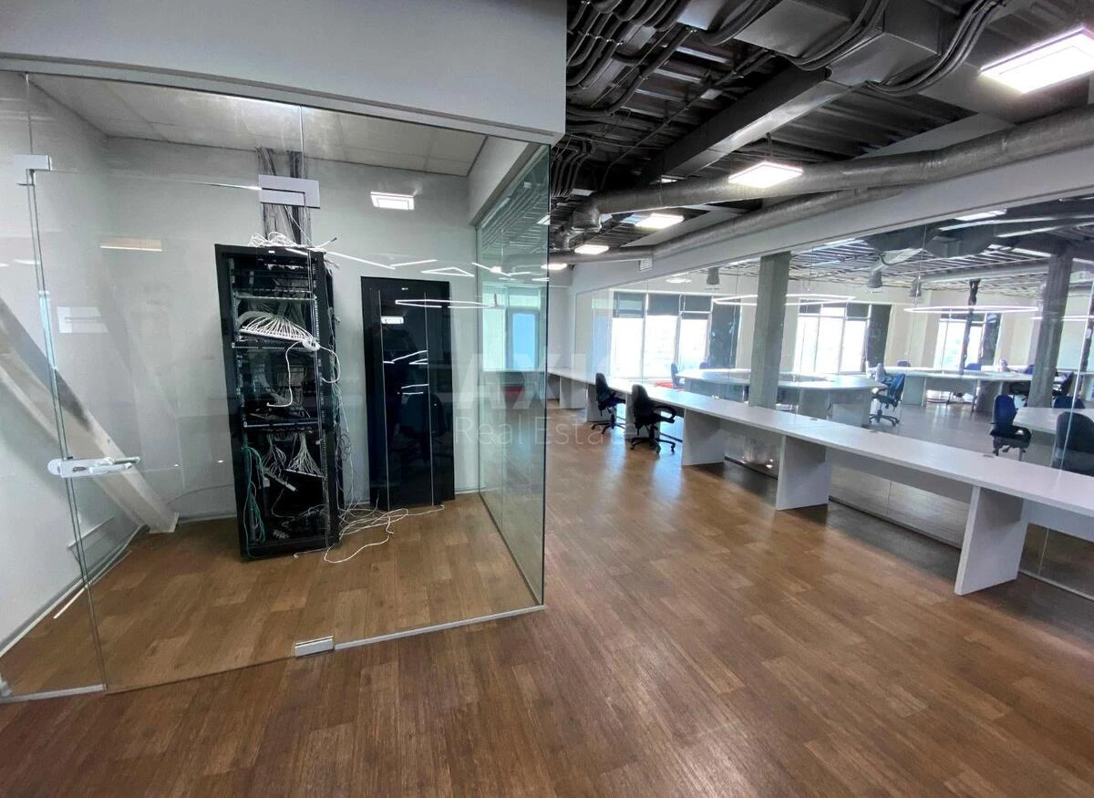 Office vul. Degtjarivs'ka 27Т, 777m26687612