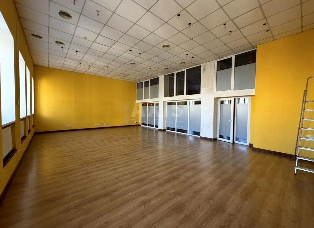 Office vul. Rudenko Larysy 6, 125m2668931