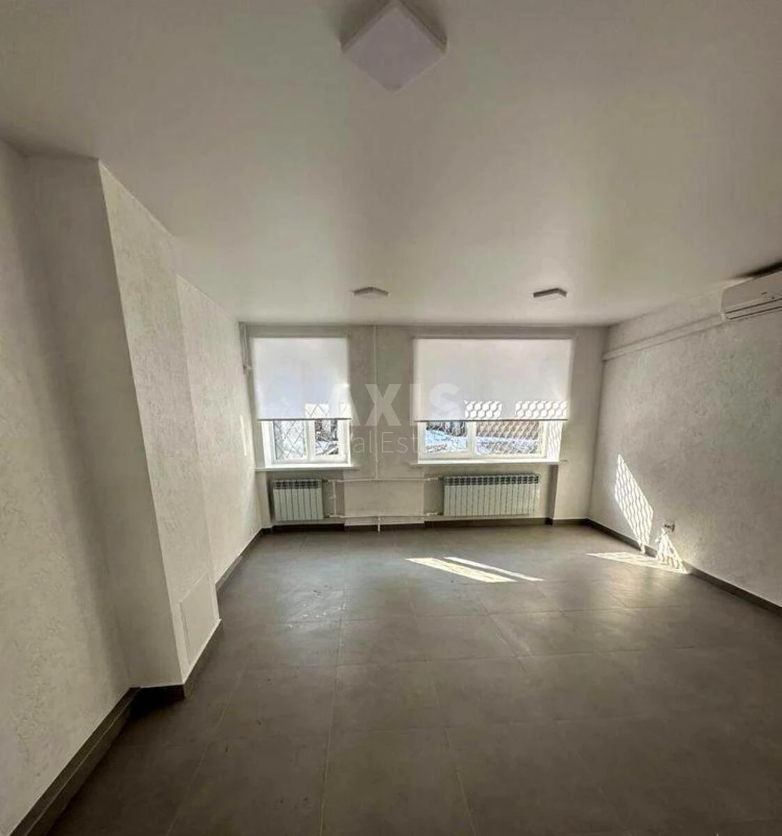 Office vul. Naberezhno-Hreshhatyc'ka 33, 51m2659142