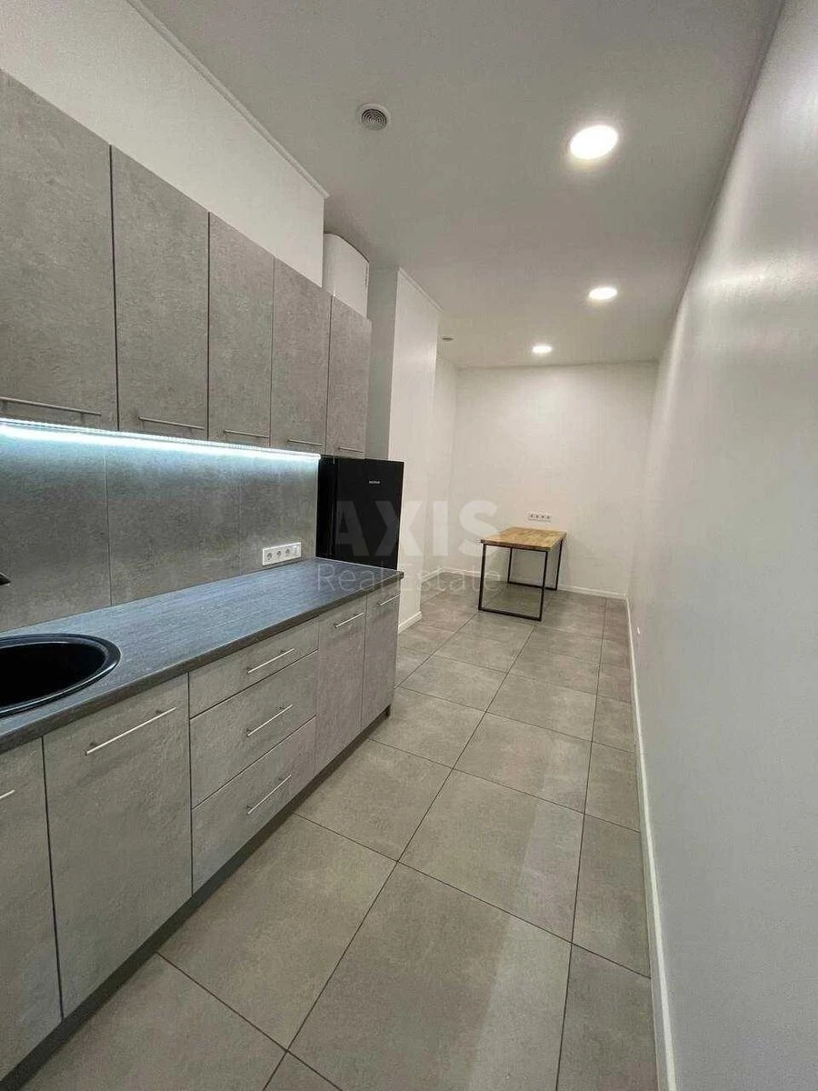 Office uzv. Klovs'kyj 7, 130m26733712