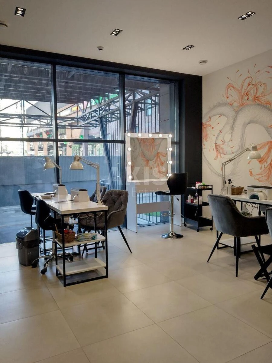 Объект торговли ул. Стуса Василия 35, 73м2646904