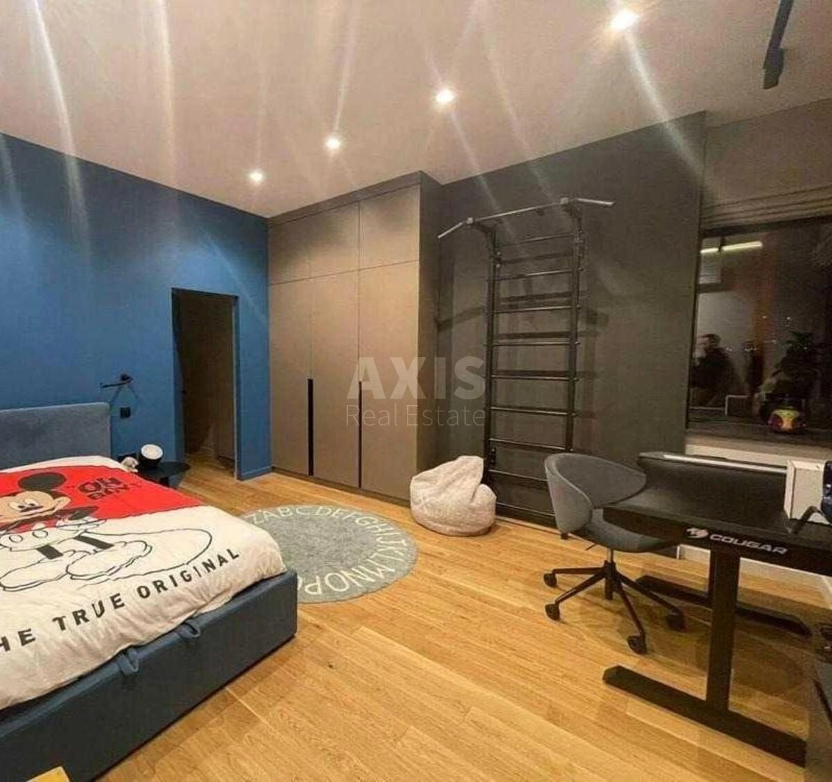 4k apartment nab. Dniprovs'ka 14647162