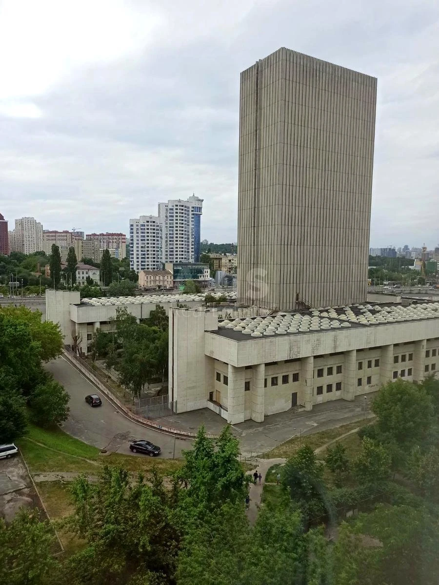 1к квартира пр-т Голосеевский 116630612