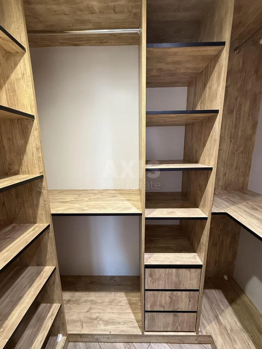 1k apartment uzv. Klovs'kyj 14Б660435