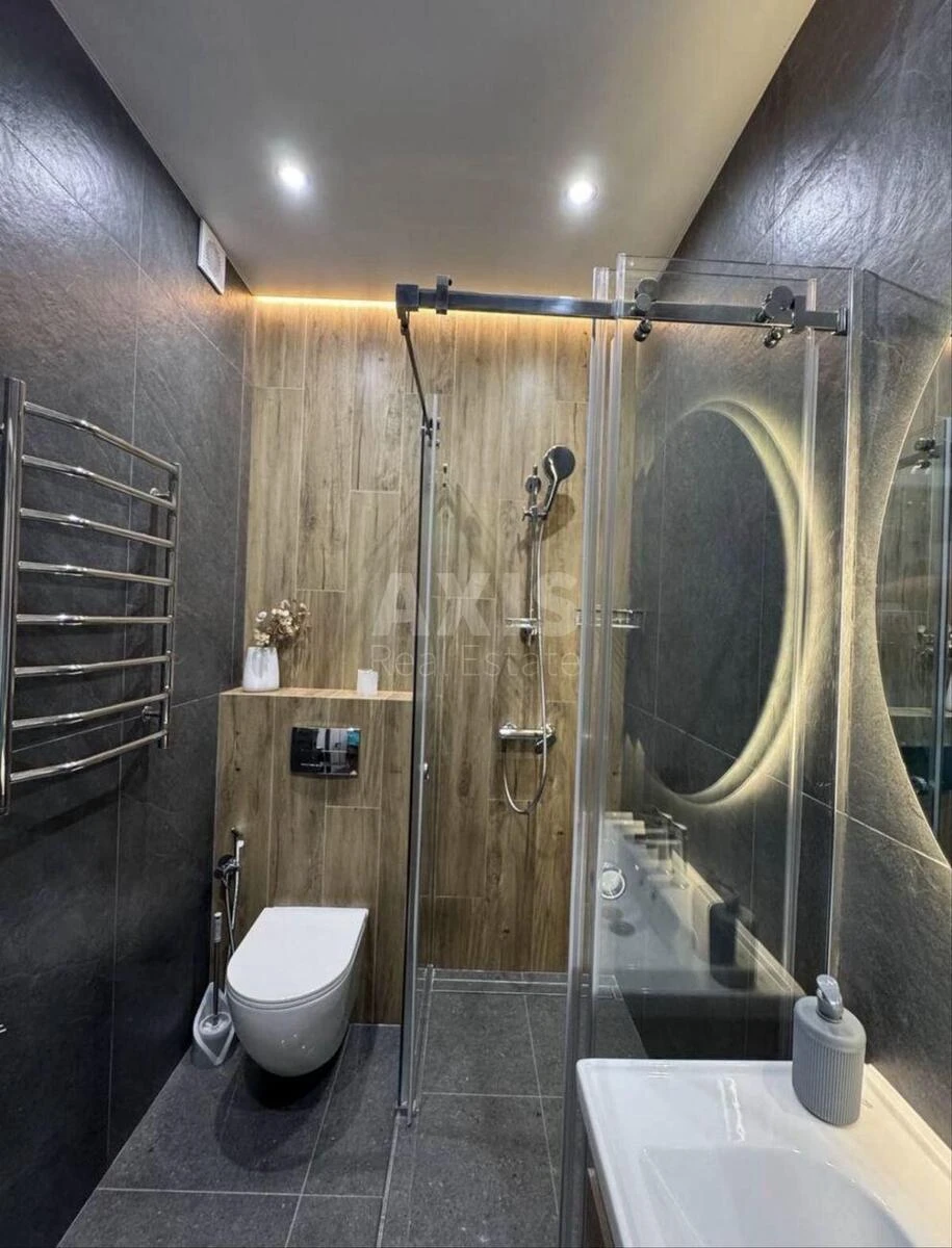 1k apartment pr-t Berestejskij 5В697961