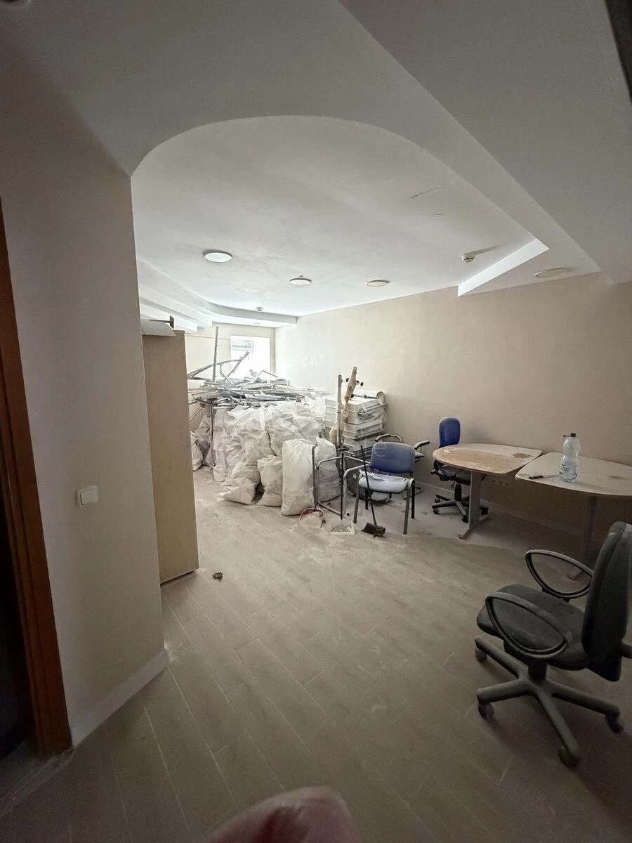 Office vul. Instytuts'ka 16, 94m2698392