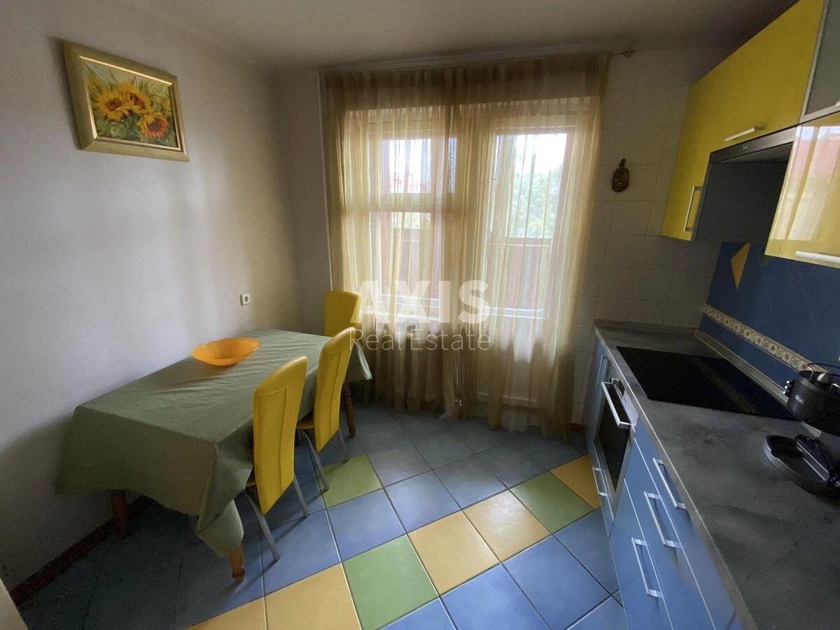 3k apartment vul. Tarasivs'ka 30596271