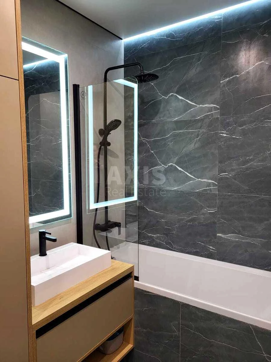 1k apartment vul. Prychal'na 10712975