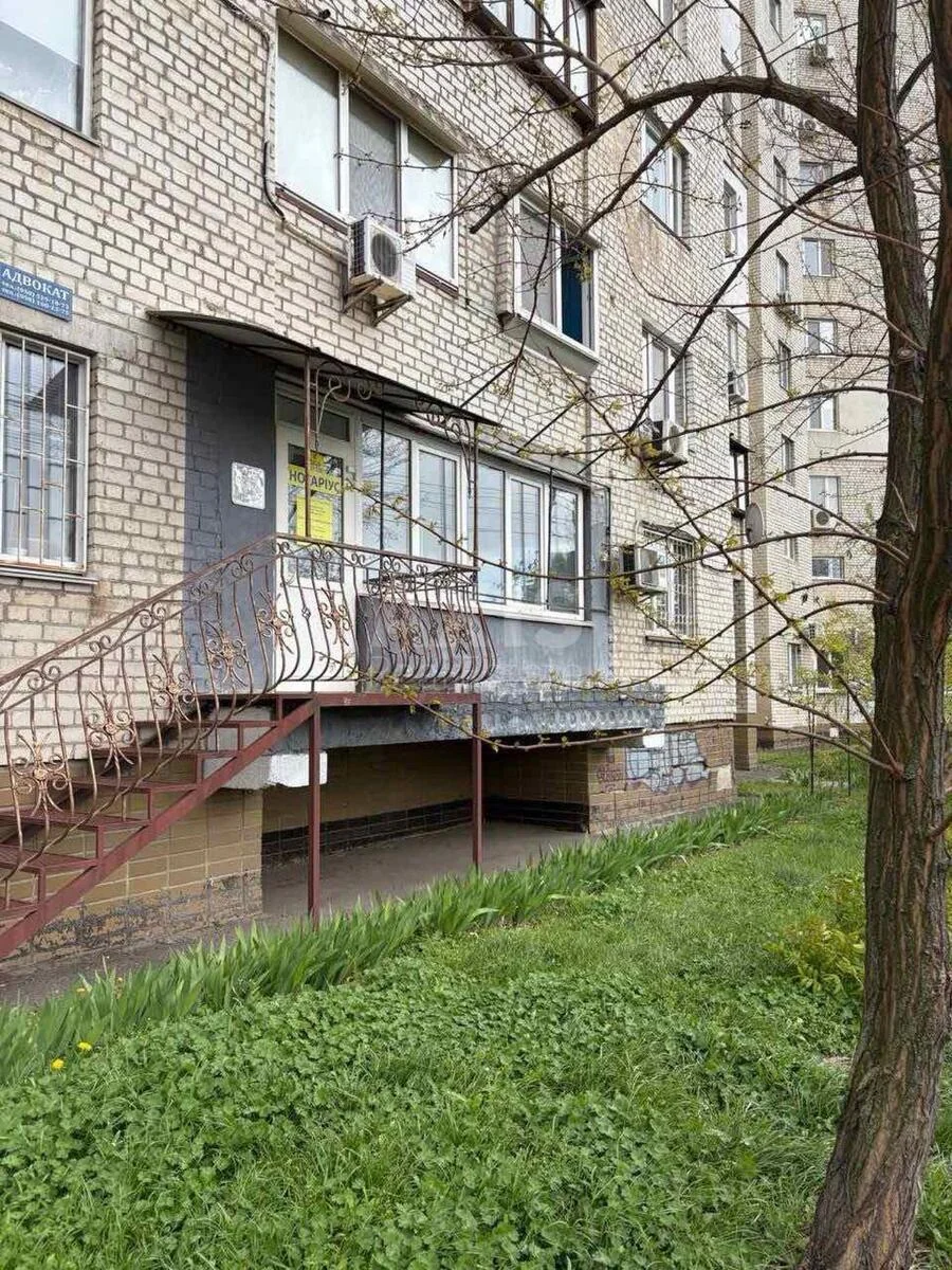 Офіс вул. Драгоманова 31, 42м2