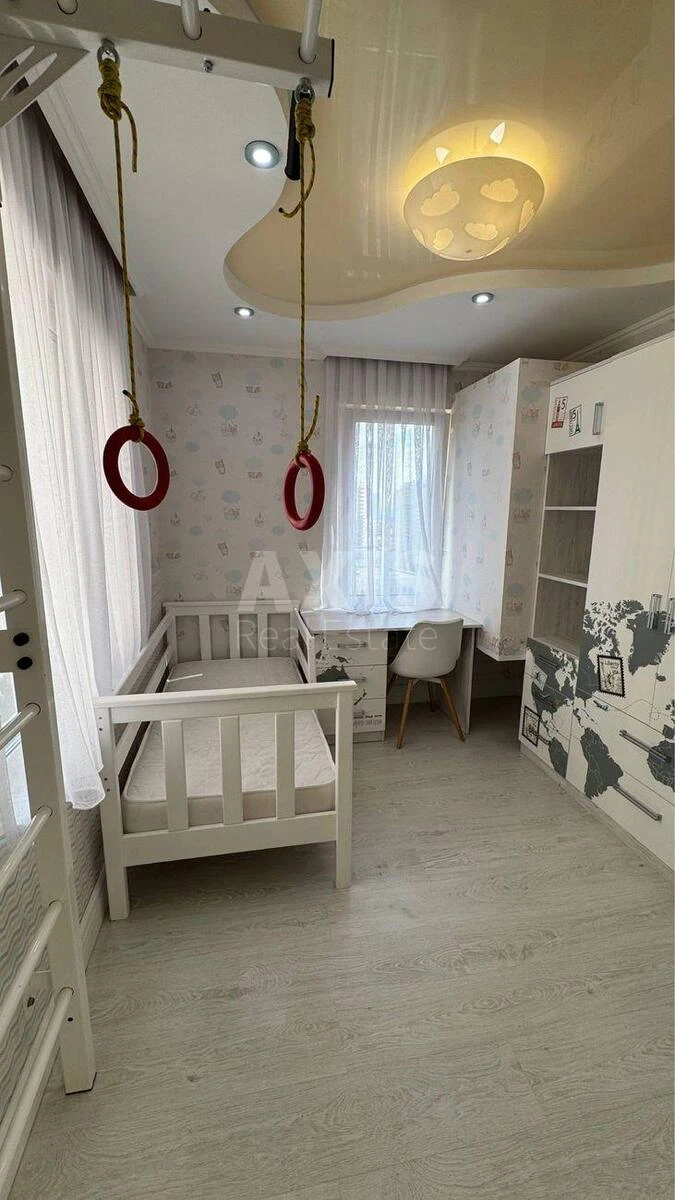 3k apartment vul. Urlivs'ka 36Г685866