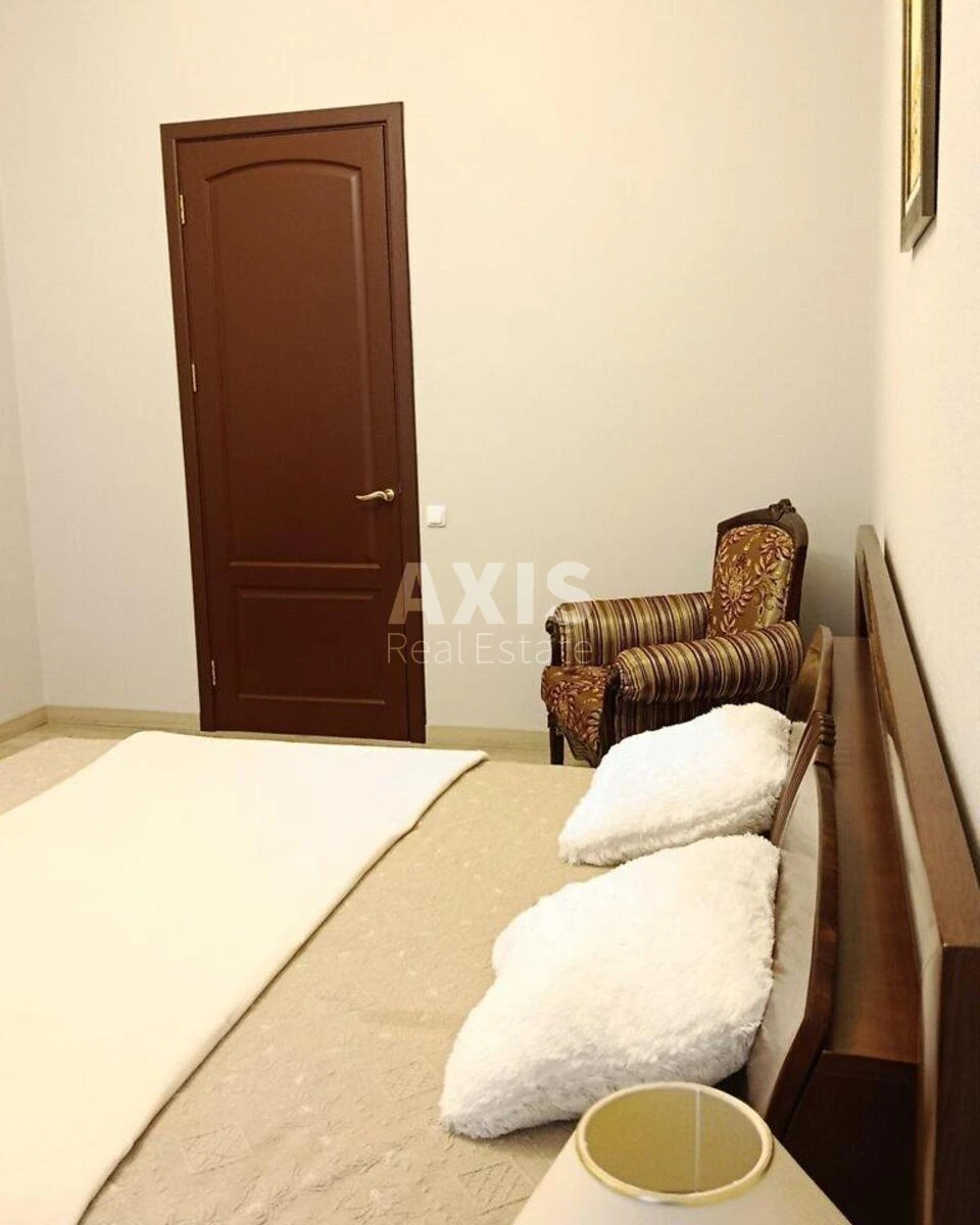 4k apartment vul. Myhajlivs'ka 18A686269
