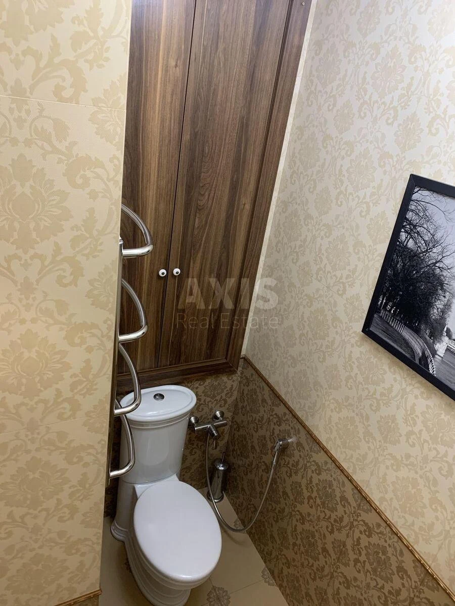 3к квартира ул. Голосеевская 137155015