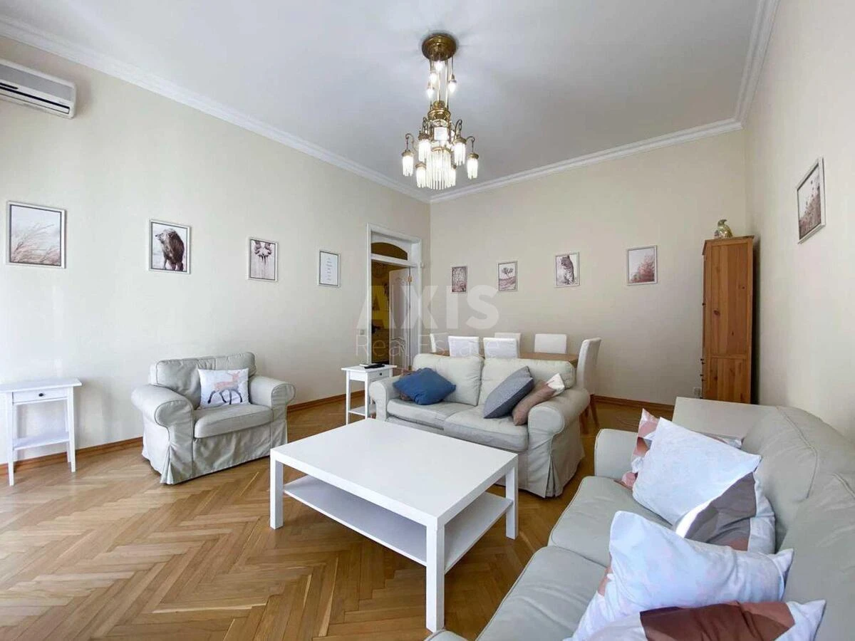 4k apartment vul. Ljuterans'ka 7/10670684