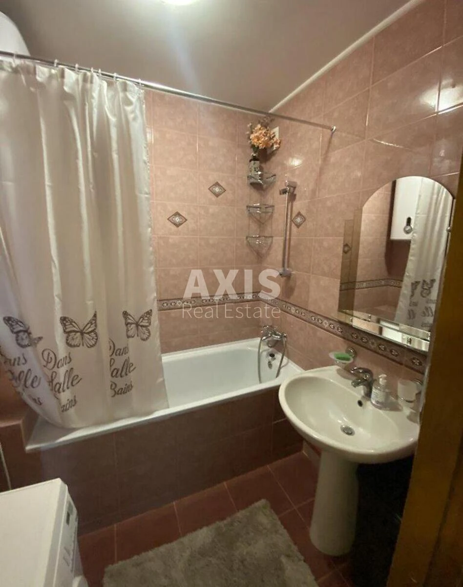 3k apartment vul. Ahmatovoi' Anny 43641569