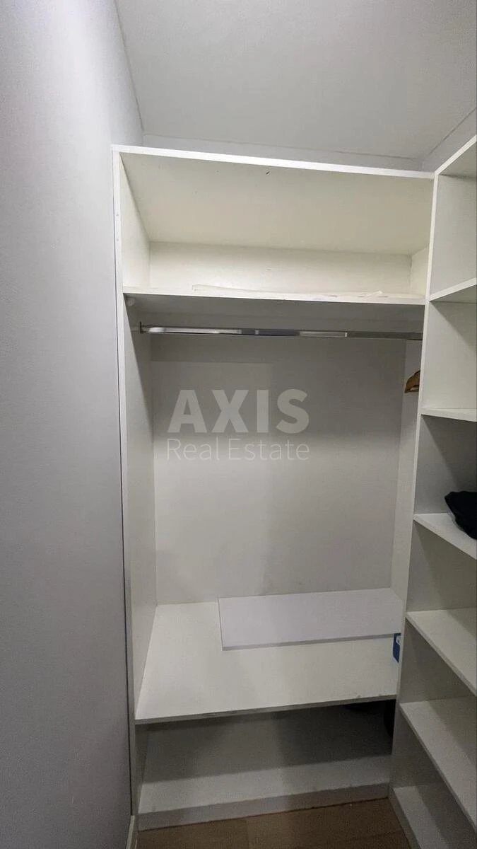 2k apartment vul. Mykil's'ko-Slobids'ka 10690137