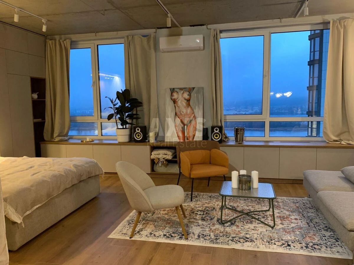 1k apartment nab. Dniprovs'ka 15624921