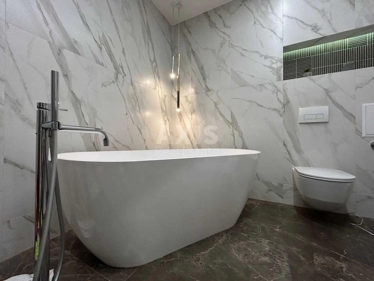 4k apartment vul. Antonovycha 747107717
