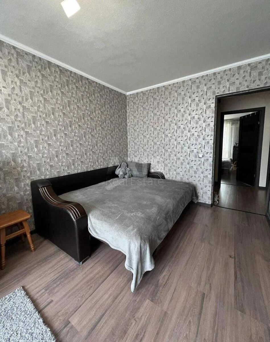 3к квартира ул. Голосеевская 6648222