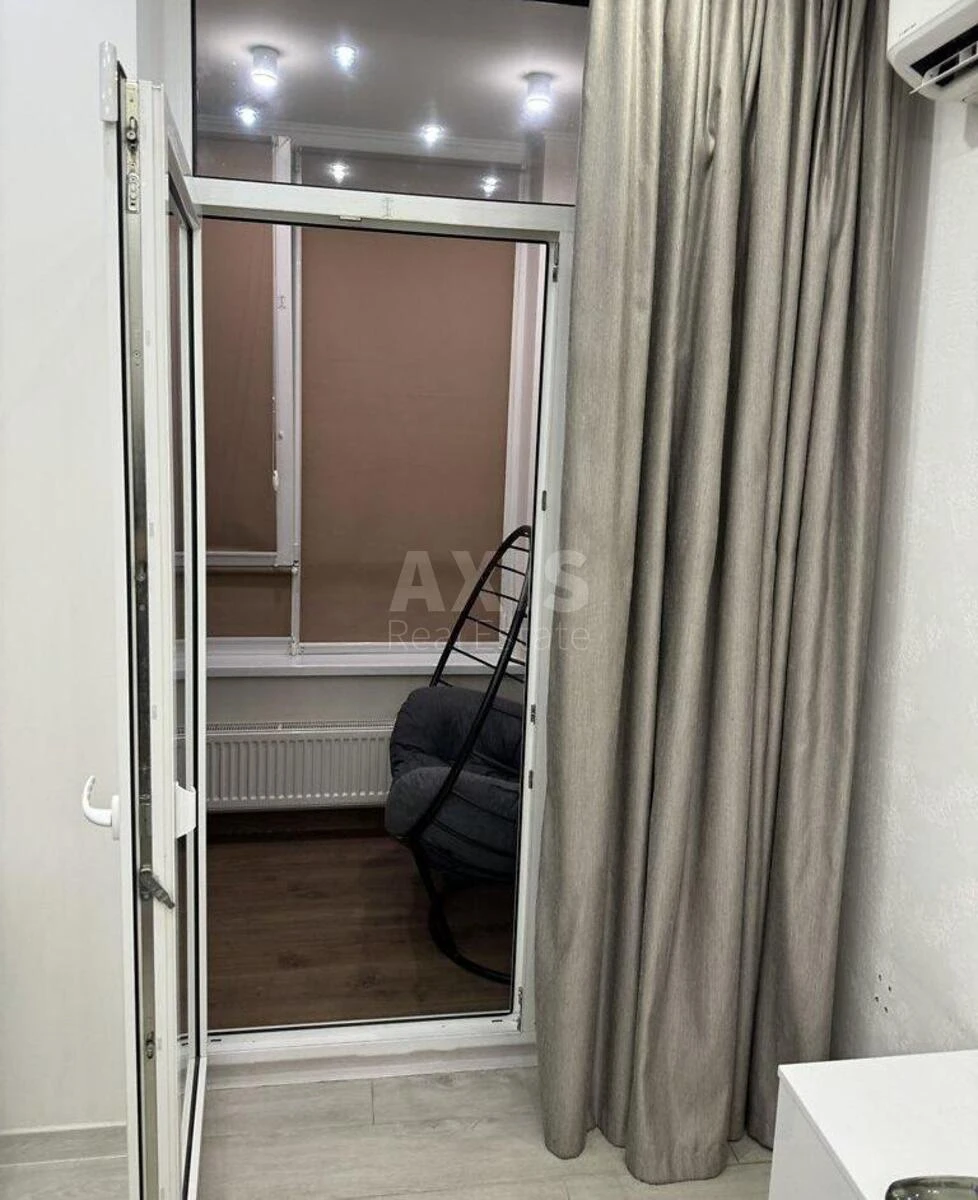 1k apartment vul. Saljutna 2Б478355