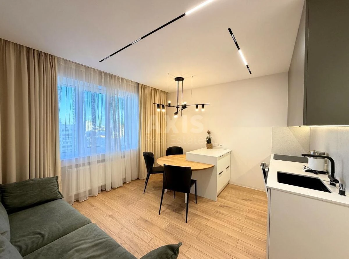 1k apartment vul. L'vivs'ka 15665304