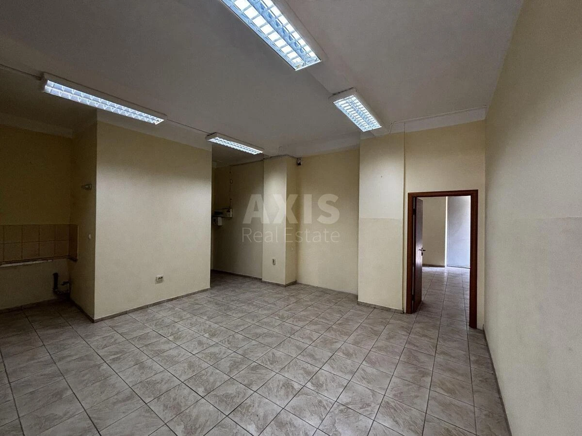 Trade object vul. Dmytra Bagalija 2, 60m2620002